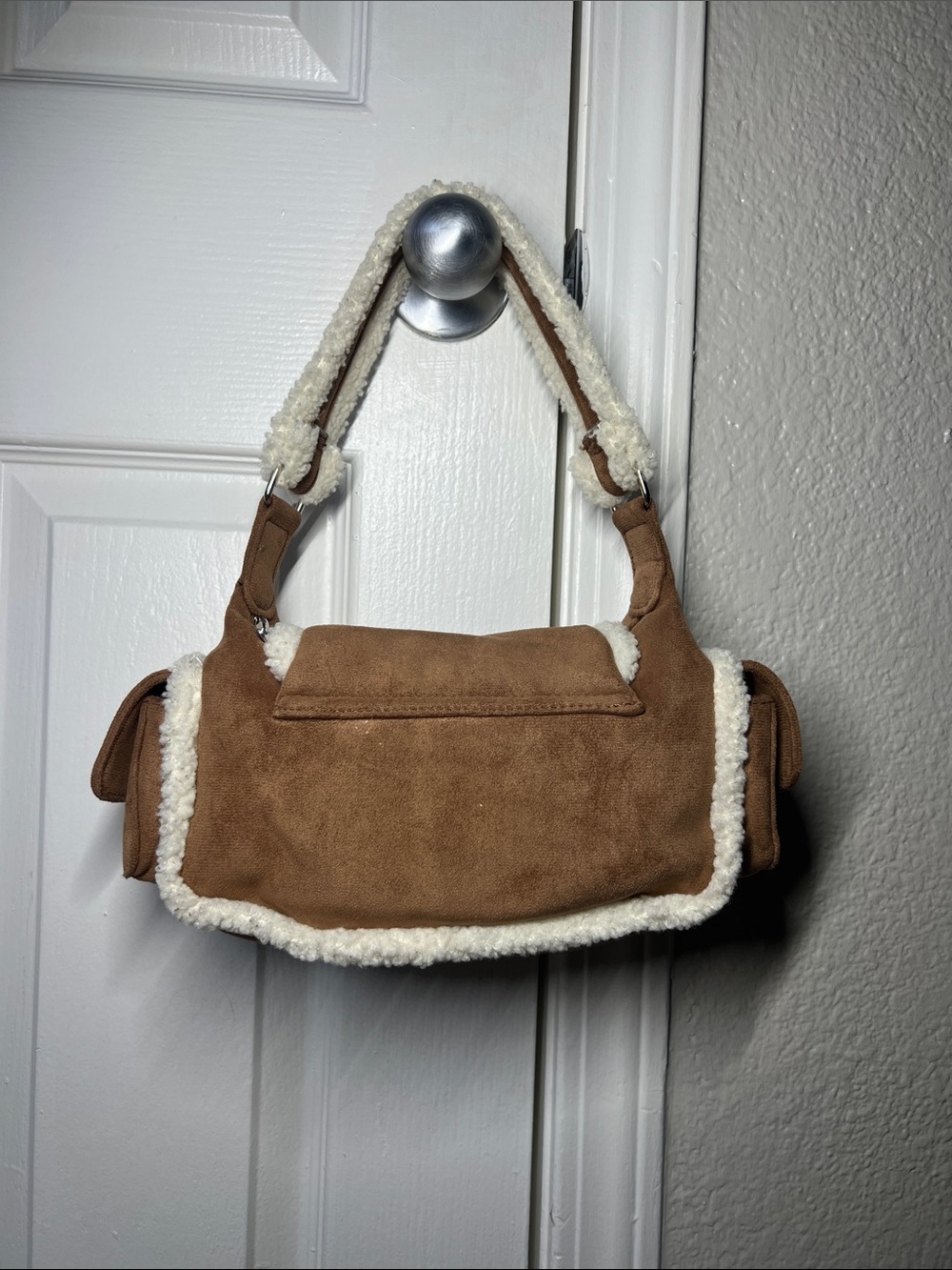 Fashion Nova Brown Suede Shoulder Bag With Cream Shearling Trim View 2